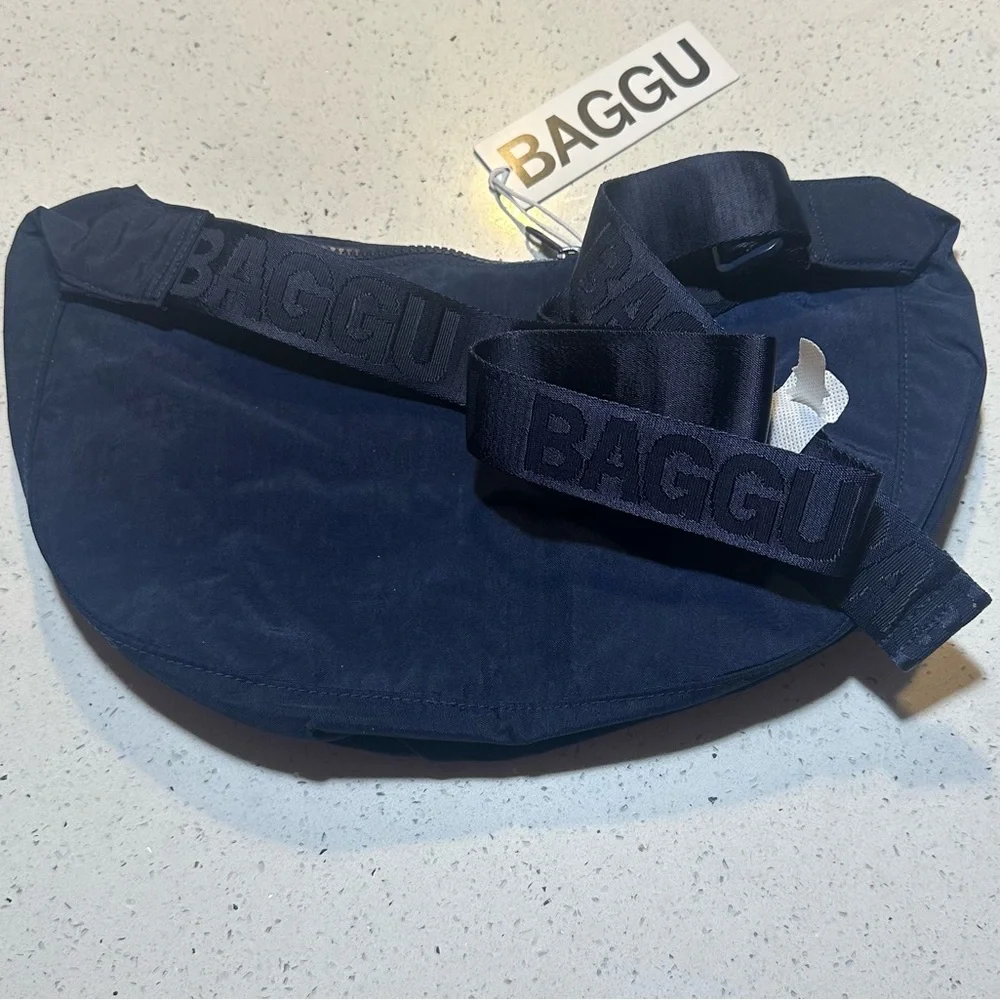 New! BAGGU medium crescent with a teddy bear graphic / new with tags! - Picture 4 of 16